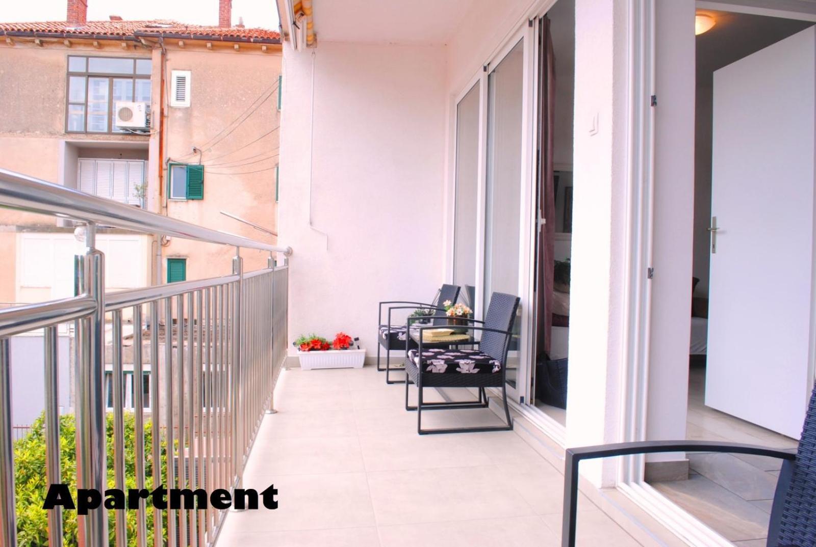Sunshower Apartment And Studio Split Exterior foto